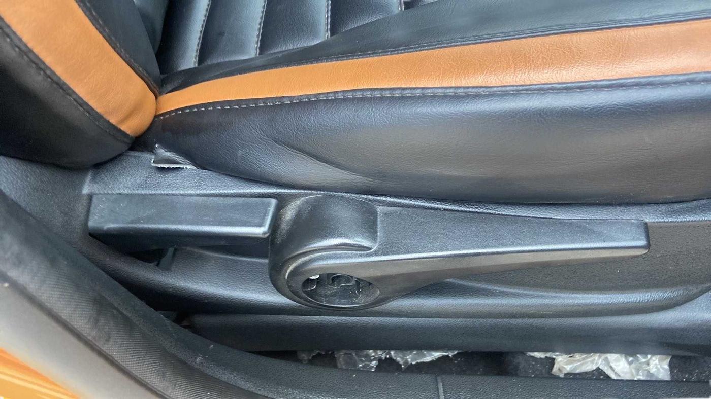 2018 Tata Tiago XZ PETROL, Petrol, Manual, 23,006 km, Driver Side Adjustment Panel