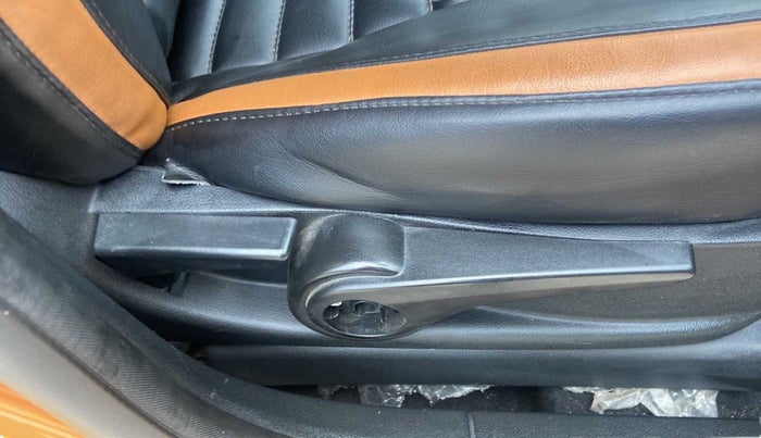 2018 Tata Tiago XZ PETROL, Petrol, Manual, 23,006 km, Driver Side Adjustment Panel