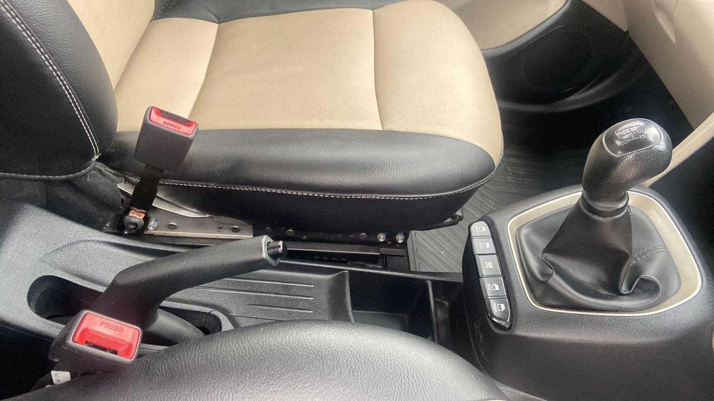 2018 Hyundai NEW SANTRO ASTA MT, Petrol, Manual, 47,418 km, Gear Lever