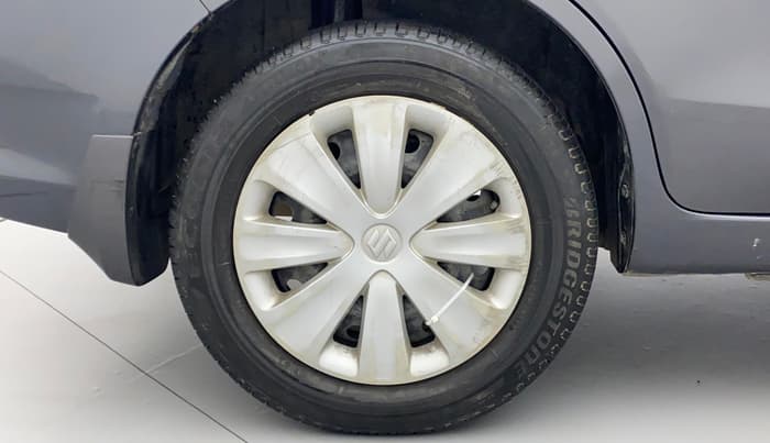 2017 Maruti Ertiga VXI AT, Petrol, Automatic, 61,486 km, Right Rear Wheel