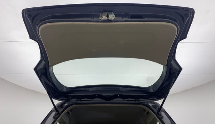 2017 Maruti Ertiga VXI AT, Petrol, Automatic, 61,486 km, Boot Door Open