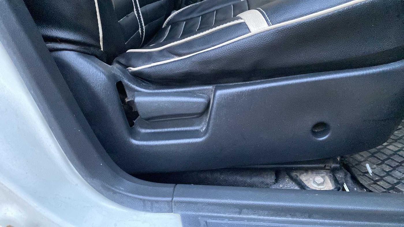 2015 Maruti Alto K10 VXI, Petrol, Manual, 25,819 km, Driver Side Adjustment Panel
