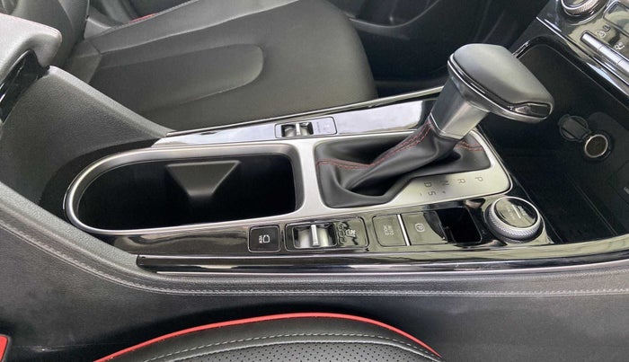 2022 Hyundai Creta SX (O) 1.4 TURBO DCT, Petrol, Automatic, 21,359 km, Gear Lever