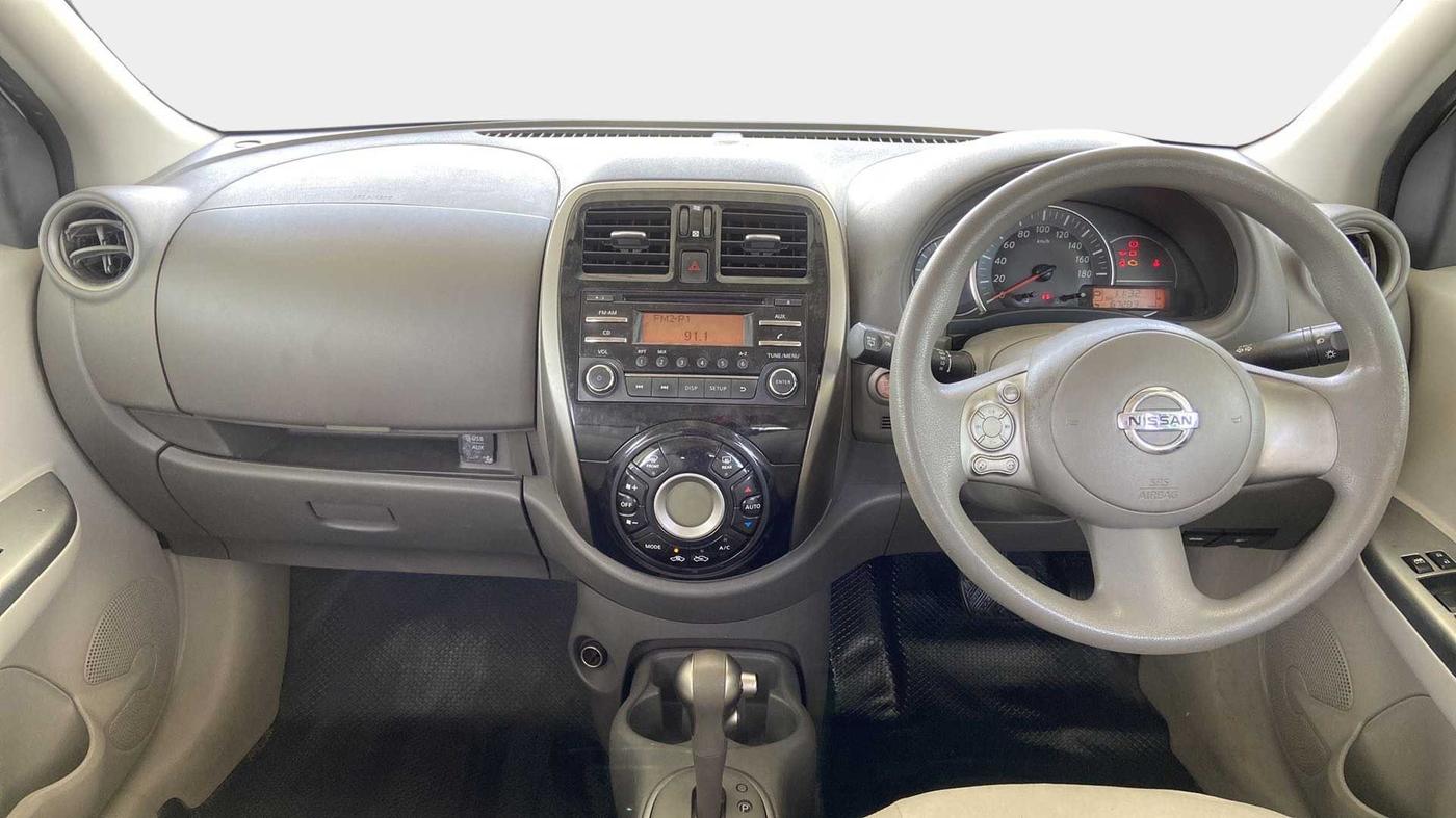 2014 Nissan Micra XV CVT, Petrol, Automatic, 67,271 km, Dashboard