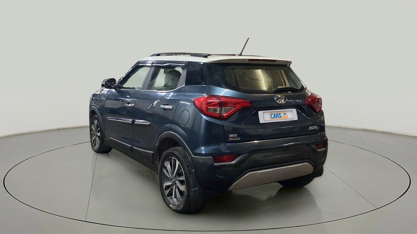 2021 Mahindra XUV300 W8 (O) 1.2 PETROL AMT DUAL TONE, Petrol, Automatic, 20,795 km, Left Back Diagonal