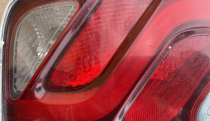 2017 Renault Duster RXL PETROL, Petrol, Manual, 47,530 km, Left tail light - Minor scratches