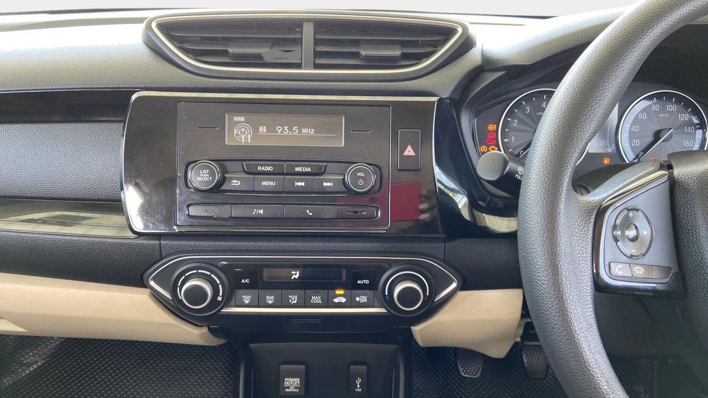 2018 Honda Amaze 1.2L I-VTEC V, Petrol, Manual, 33,189 km, Air Conditioner