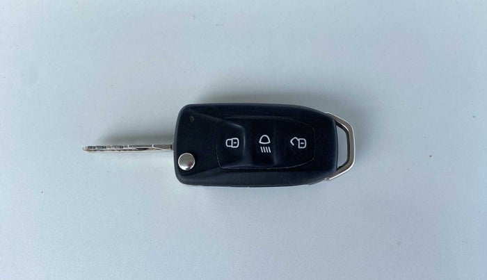 2018 Tata TIGOR XZ PETROL, Petrol, Manual, 62,813 km, Key Close Up