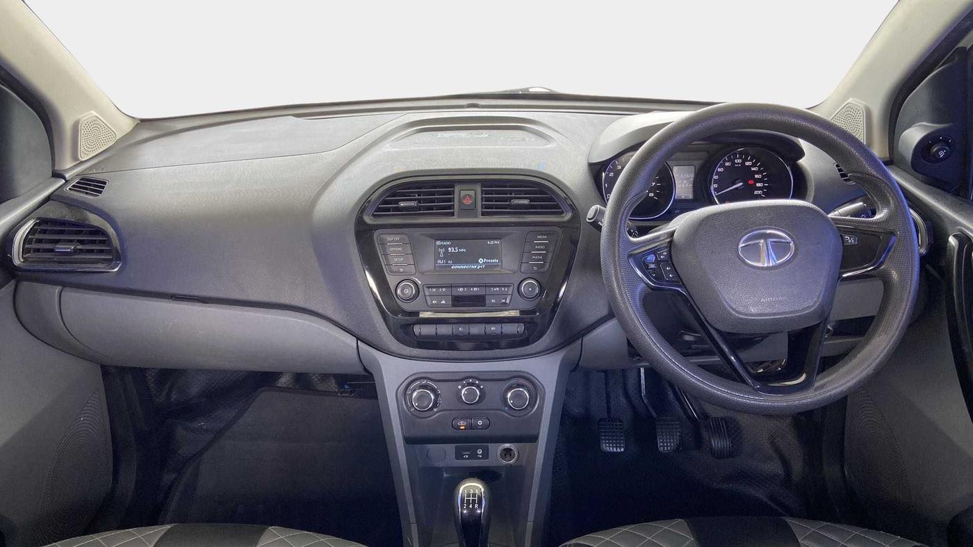 2018 Tata TIGOR XZ PETROL, Petrol, Manual, 62,813 km, Dashboard