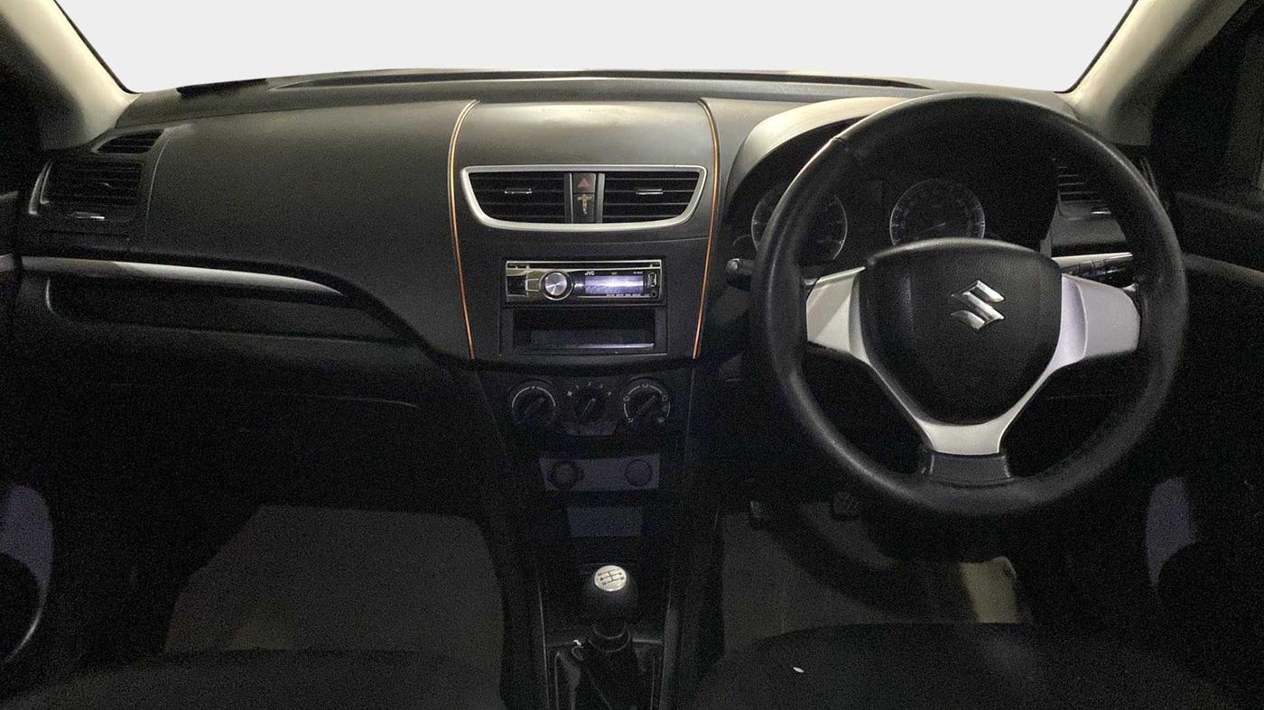 2012 Maruti Swift VXI, Petrol, Manual, 70,898 km, Dashboard