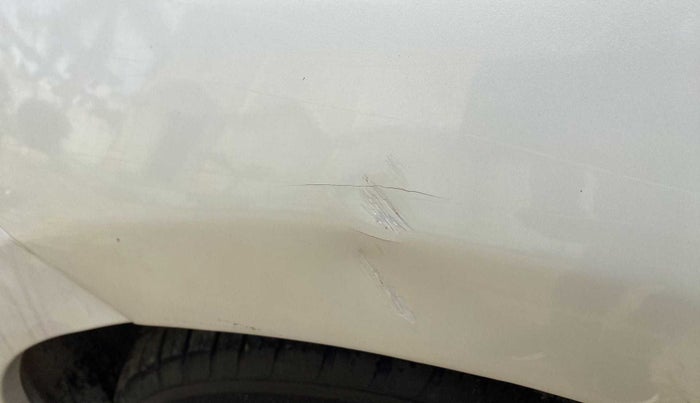 2018 Maruti Swift ZXI AMT, Petrol, Automatic, 28,815 km, Left fender - Paint has minor damage