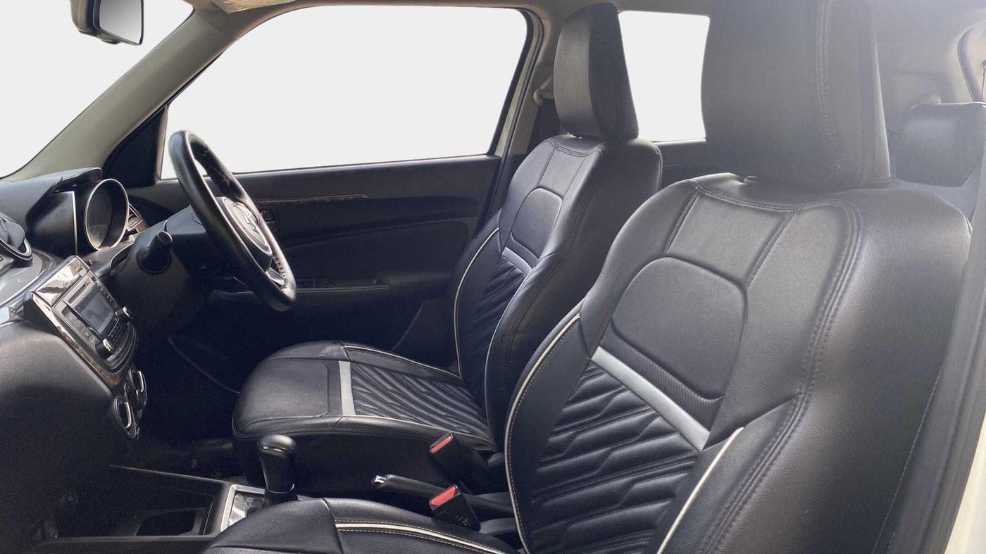2018 Maruti Swift ZXI AMT, Petrol, Automatic, 28,815 km, Right Side Front Door Cabin