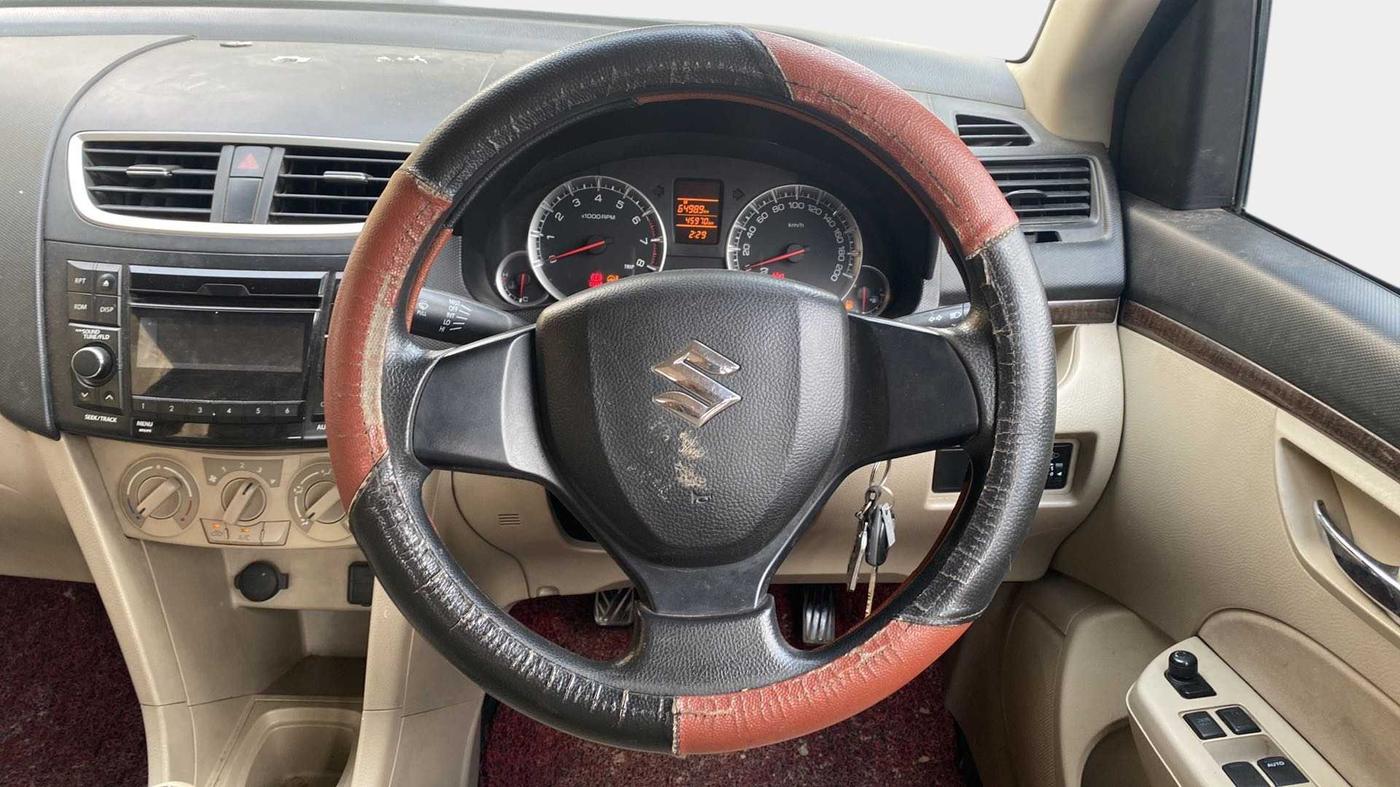 2016 Maruti Swift Dzire VXI, Petrol, Manual, 45,956 km, Steering Wheel Close Up