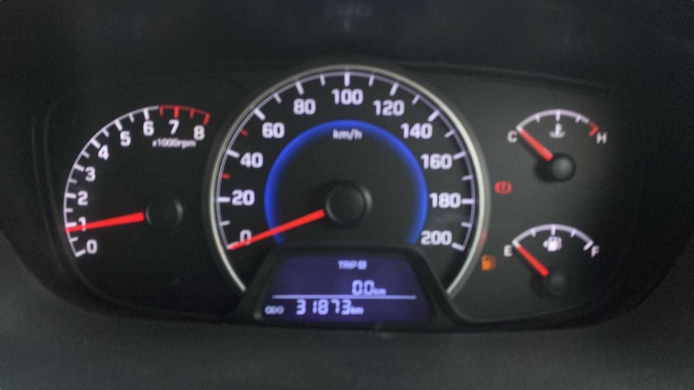 2016 Hyundai Grand i10 SPORTZ 1.2 KAPPA VTVT, Petrol, Manual, 31,869 km, Odometer Image