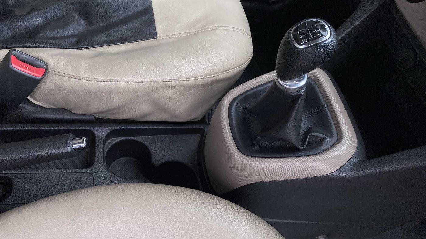 2013 Hyundai Grand i10 ASTA (O) 1.2 KAPPA VTVT, Petrol, Manual, 90,833 km, Gear Lever