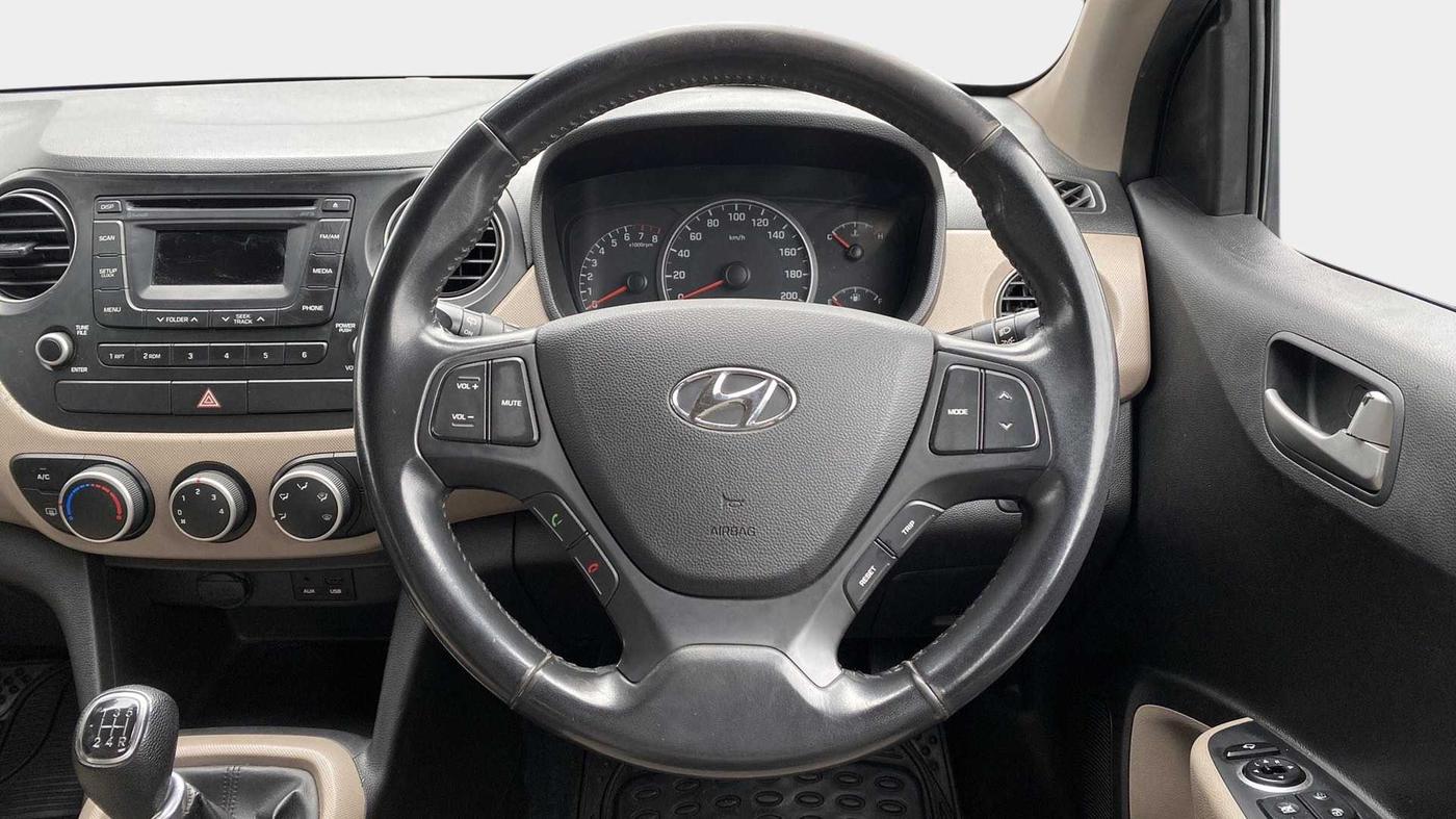 2013 Hyundai Grand i10 ASTA (O) 1.2 KAPPA VTVT, Petrol, Manual, 90,833 km, Steering Wheel Close Up