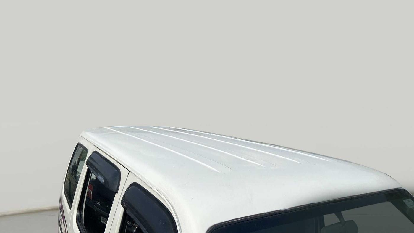 2016 Maruti Eeco 5 STR WITH A/C+HTR, CNG, Manual, 77,551 km, Roof