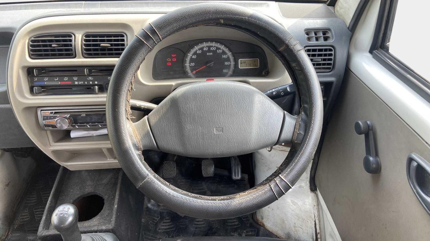 2016 Maruti Eeco 5 STR WITH A/C+HTR, CNG, Manual, 77,551 km, Steering Wheel Close Up