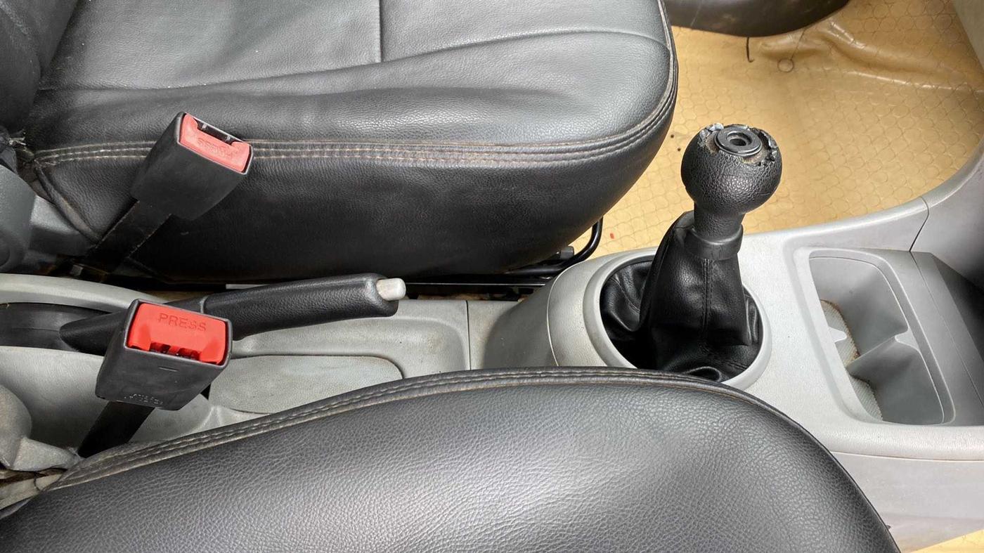 2010 Maruti A Star VXI, Petrol, Manual, 1,18,750 km, Gear Lever