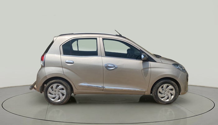2019 Hyundai NEW SANTRO SPORTZ CNG, CNG, Manual, 49,673 km, Right Side View