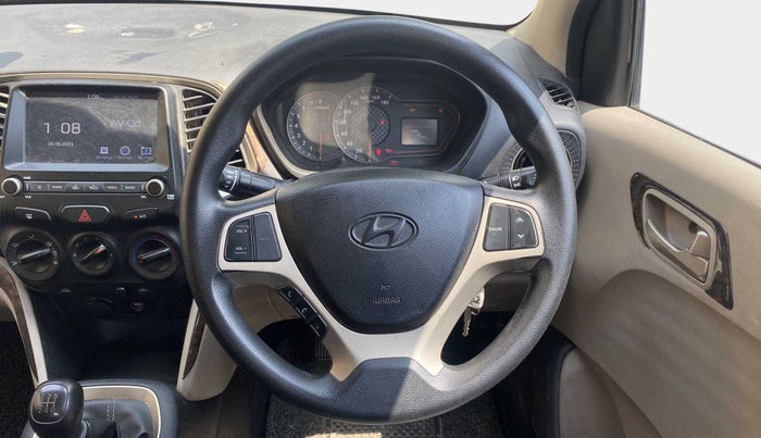 2019 Hyundai NEW SANTRO SPORTZ CNG, CNG, Manual, 49,673 km, Steering Wheel Close Up