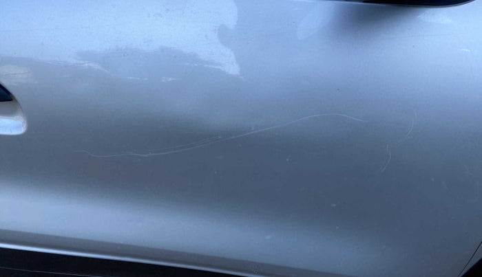 2018 Renault Kwid RXT 1.0 AMT (O), Petrol, Automatic, 64,715 km, Driver-side door - Minor scratches