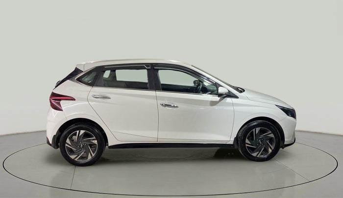 2020 Hyundai NEW I20 ASTA 1.2 MT, Petrol, Manual, 7,825 km, Right Side View