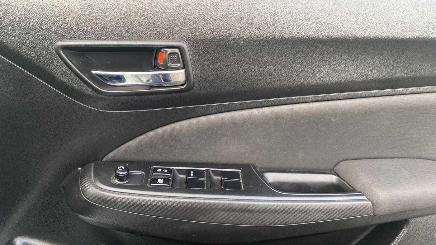 2020 Maruti Swift VXI, Petrol, Manual, 21,454 km, Driver Side Door Panels Control