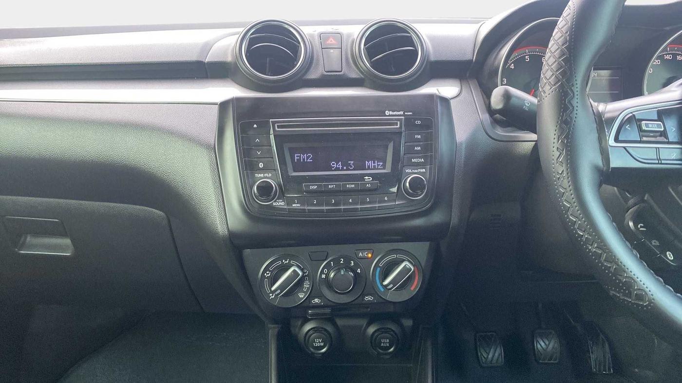 2020 Maruti Swift VXI, Petrol, Manual, 21,454 km, Air Conditioner