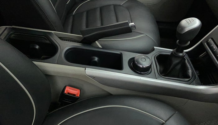 2018 Tata NEXON XM PETROL, Petrol, Manual, 86,155 km, Gear Lever
