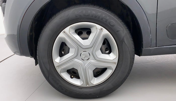 2018 Tata NEXON XM PETROL, Petrol, Manual, 86,155 km, Left Front Wheel