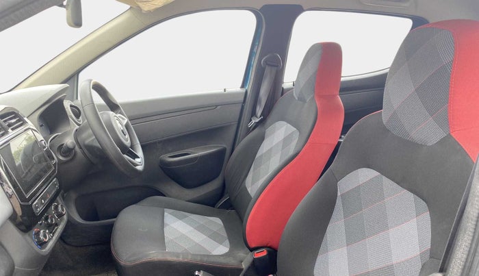 2019 Renault Kwid RXT 1.0 AMT, Petrol, Automatic, 37,666 km, Right Side Front Door Cabin