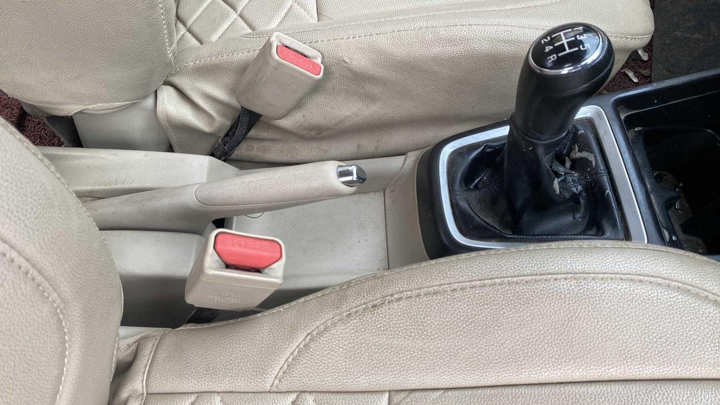 2020 Maruti Dzire VXI, Petrol, Manual, 51,895 km, Gear Lever