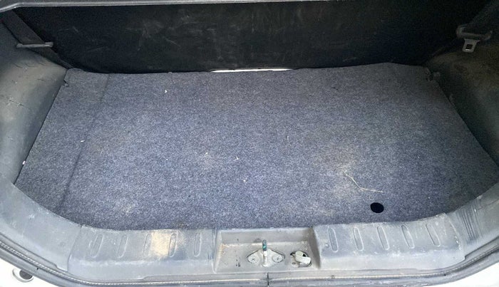 2018 Maruti Alto K10 VXI (O) AMT, Petrol, Automatic, 9,805 km, Boot Inside