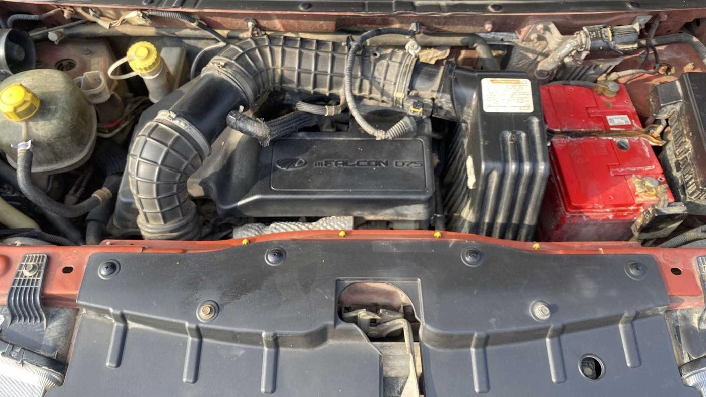 2016 Mahindra Kuv100 K6 D 6 STR, Diesel, Manual, 79,396 km, Open Bonet