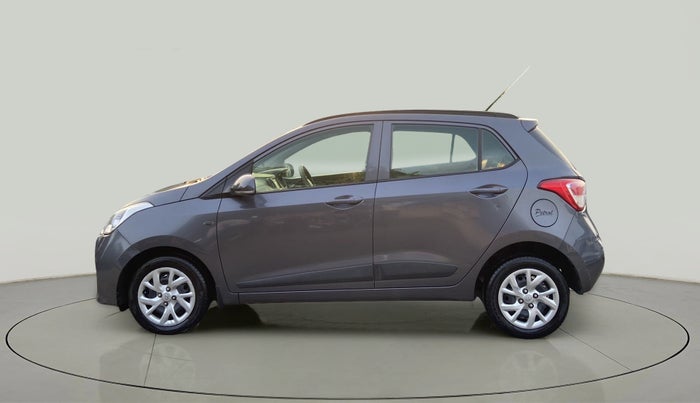 2017 Hyundai Grand i10 SPORTZ 1.2 KAPPA VTVT, Petrol, Manual, 44,898 km, Left Side