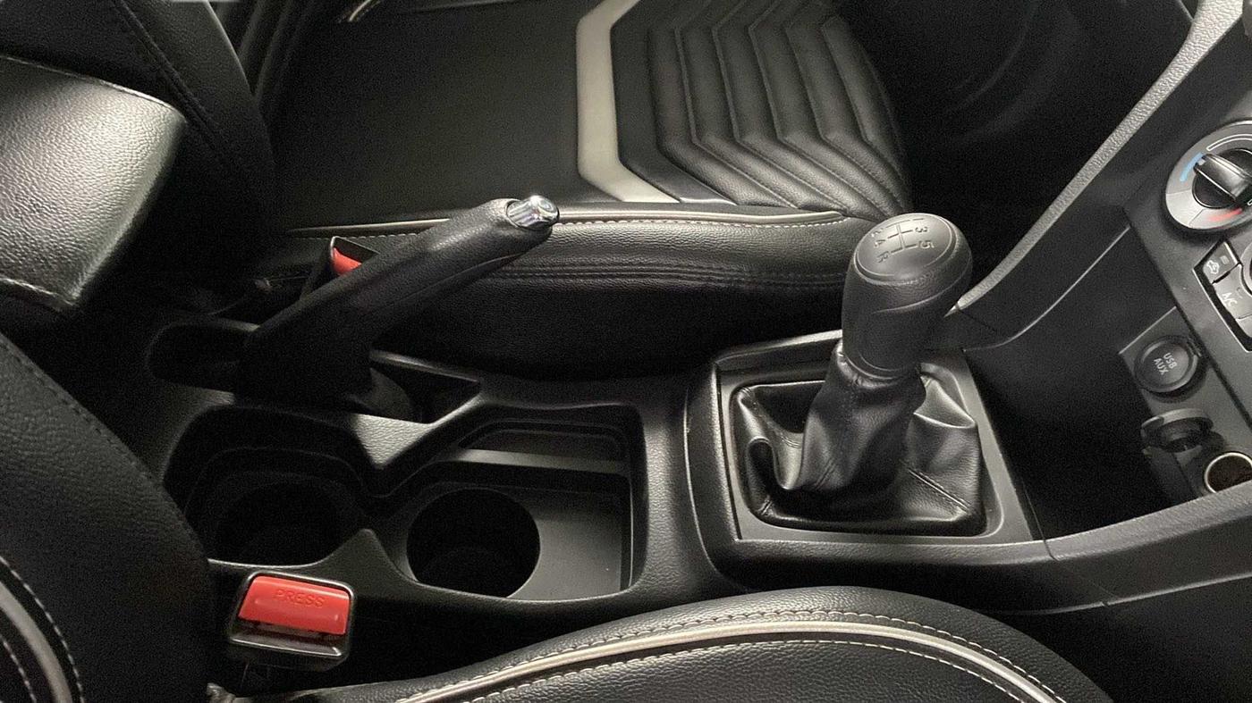 2021 Maruti Vitara Brezza LXI, Petrol, Manual, 23,529 km, Gear Lever