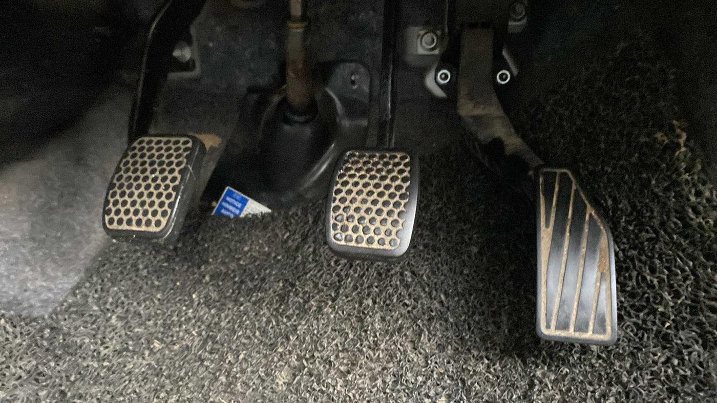 2019 Maruti Alto LXI, Petrol, Manual, 21,476 km, Pedals