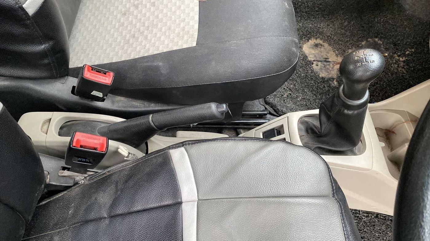 2019 Maruti Alto LXI, Petrol, Manual, 21,476 km, Gear Lever