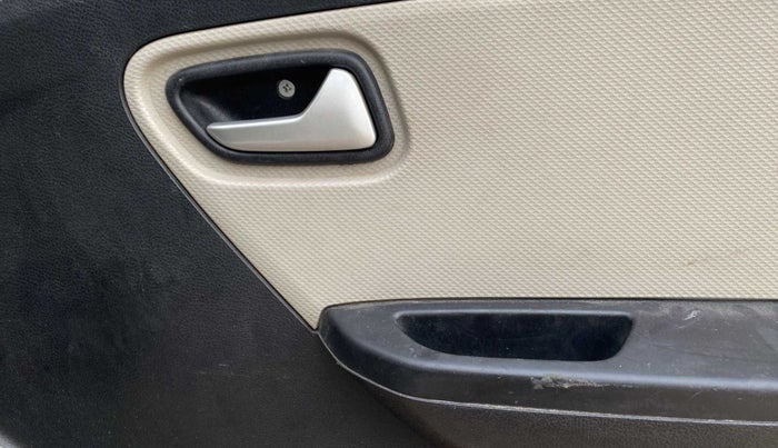 2019 Maruti Alto LXI, Petrol, Manual, 21,476 km, Driver Side Door Panels Control