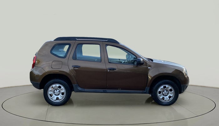 2013 Renault Duster RXL PETROL, Petrol, Manual, 35,002 km, Right Side View