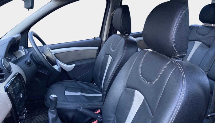 2013 Renault Duster RXL PETROL, Petrol, Manual, 35,002 km, Right Side Front Door Cabin