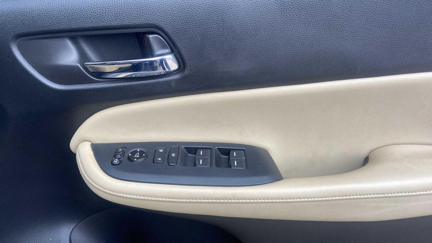 2020 Honda City 1.5L I-VTEC ZX CVT, Petrol, Automatic, 96,264 km, Driver Side Door Panels Control