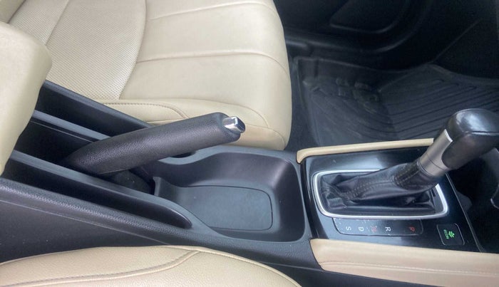 2020 Honda City 1.5L I-VTEC ZX CVT, Petrol, Automatic, 96,264 km, Gear Lever