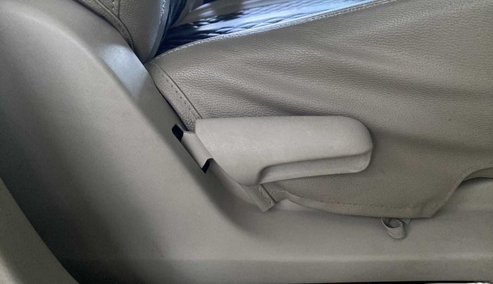 2019 Maruti Celerio ZXI, Petrol, Manual, 38,497 km, Driver Side Adjustment Panel