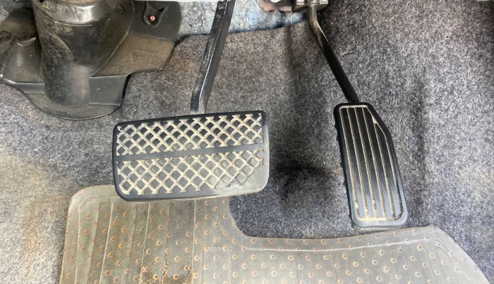 2018 Honda Brio VX AT, Petrol, Automatic, 50,957 km, Pedals