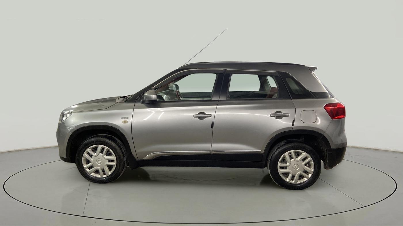 2018 Maruti Vitara Brezza VDI, Diesel, Manual, 48,217 km, Left Side