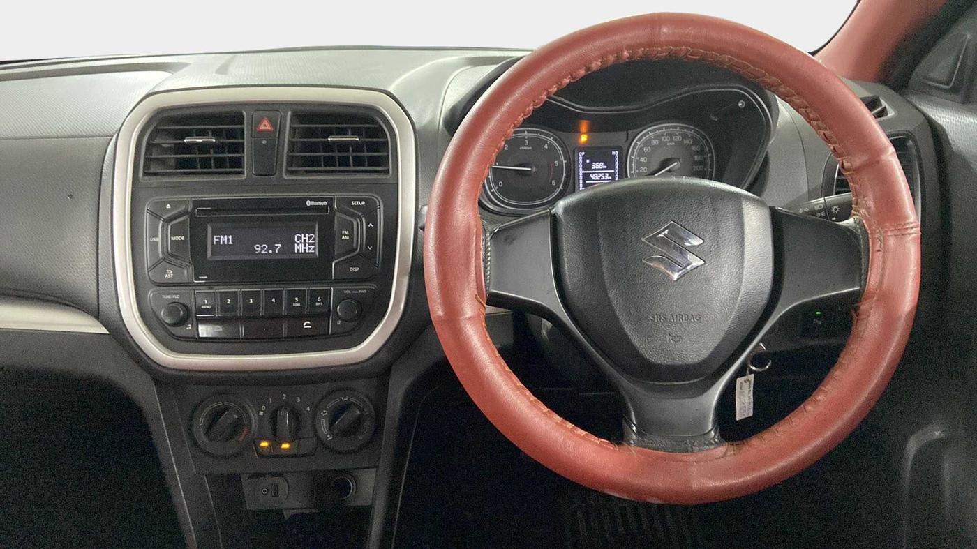2018 Maruti Vitara Brezza VDI, Diesel, Manual, 48,217 km, Steering Wheel Close Up