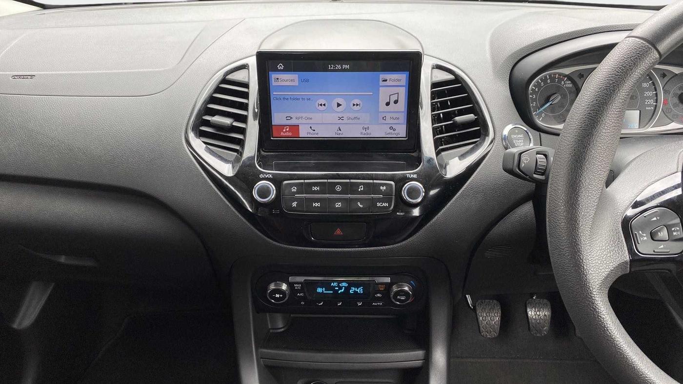 2019 Ford New Figo TITANIUM 1.2 PETROL MT, Petrol, Manual, 7,413 km, Air Conditioner