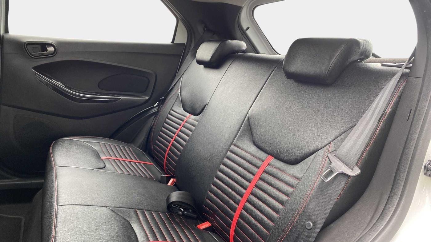 2019 Ford New Figo TITANIUM 1.2 PETROL MT, Petrol, Manual, 7,413 km, Right Side Rear Door Cabin